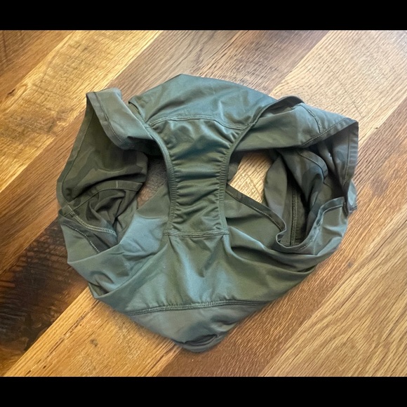 Lululemon Speed Shorts - Savasana Camo, Size 4 - Picture 5 of 12
